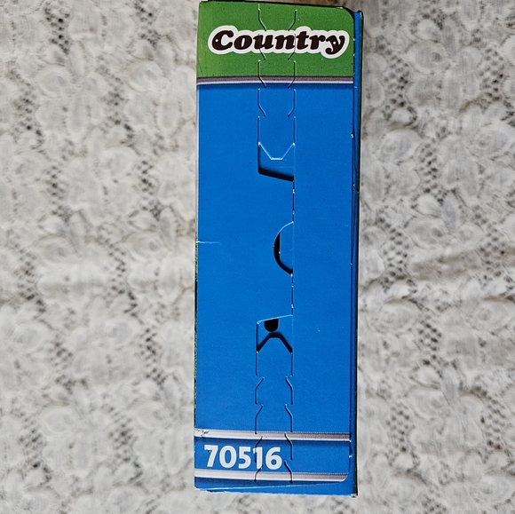 Playmobil Connemara Pony Playset New in Box Horse Person and Accessories - Picture 7 of 8